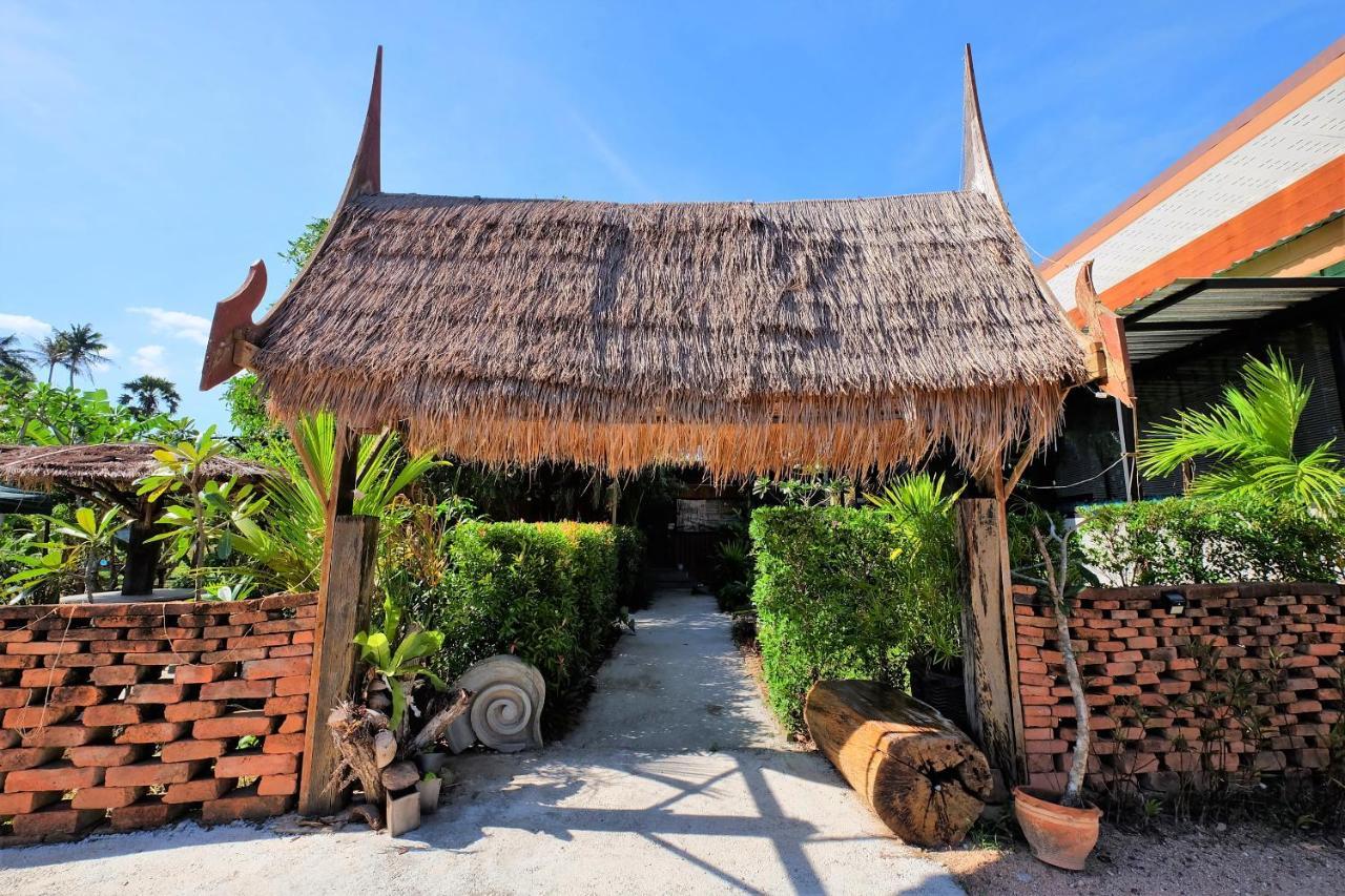 Oyo 503 Phuket Numnoi Hotel Bang Tao Beach (Phuket)