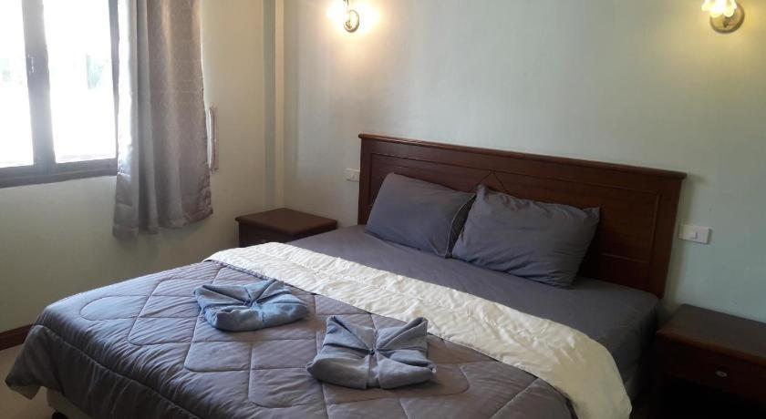 Hotel Oyo 616 Bonita House Samui 2*