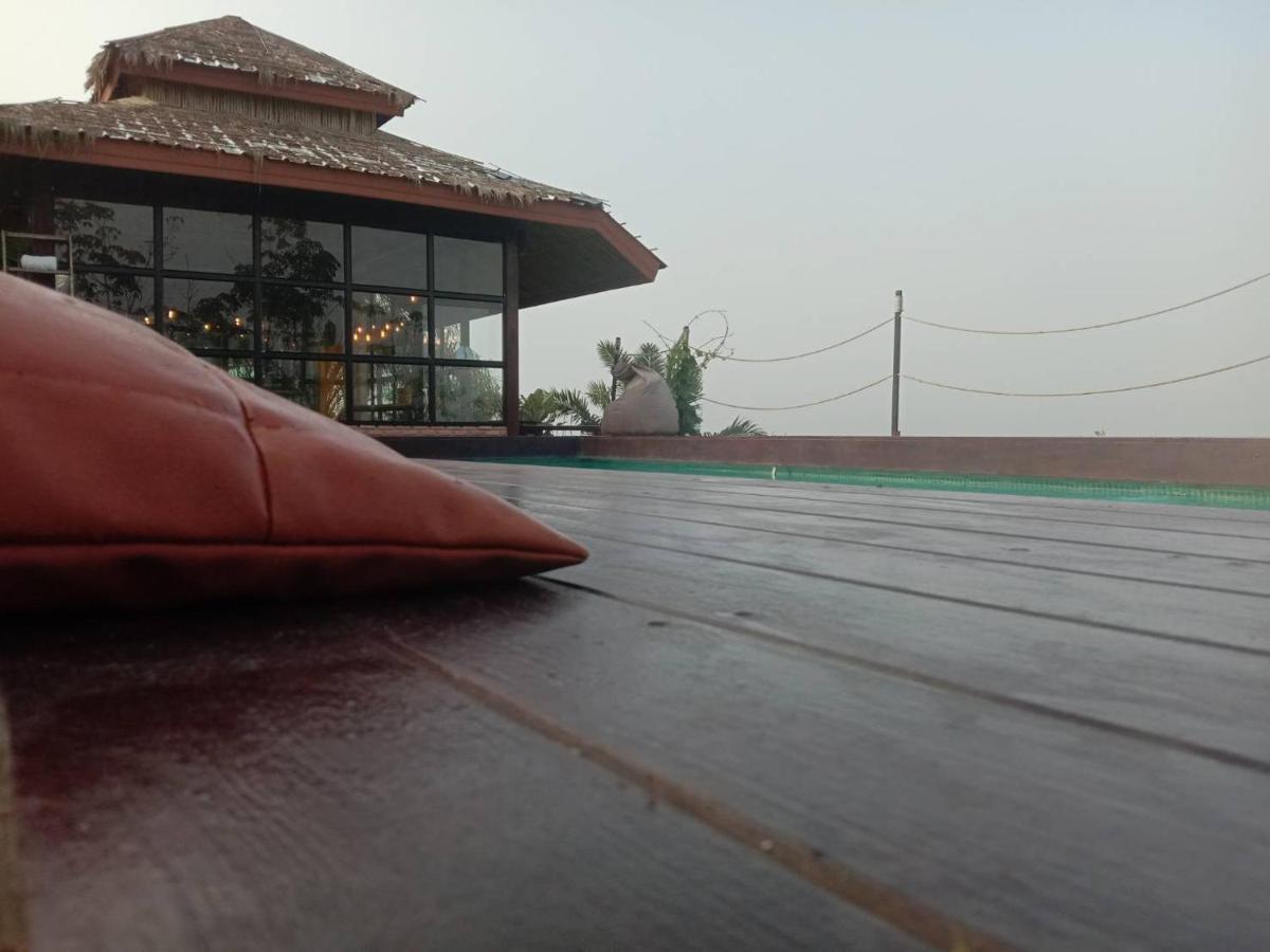 Khaosok Boutique Camps Resort Phanom
