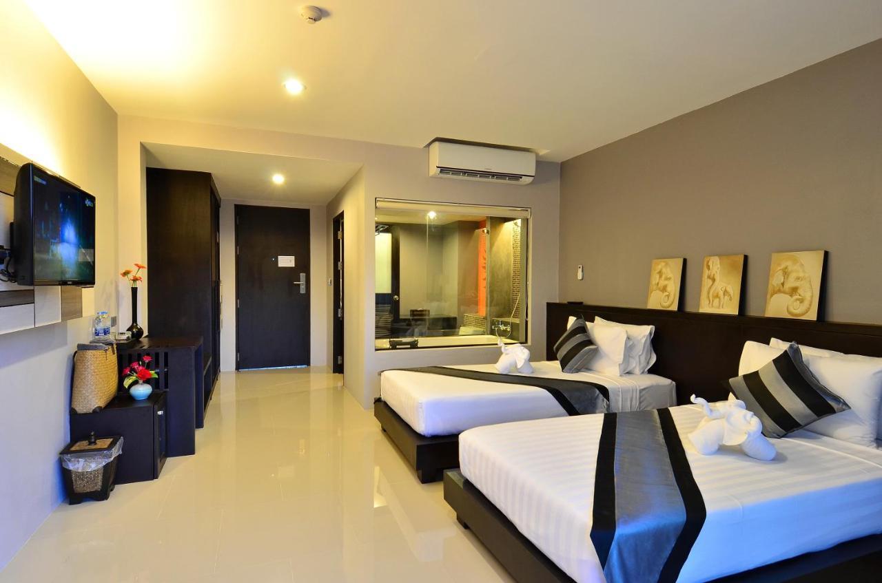Noi Pool Hotel