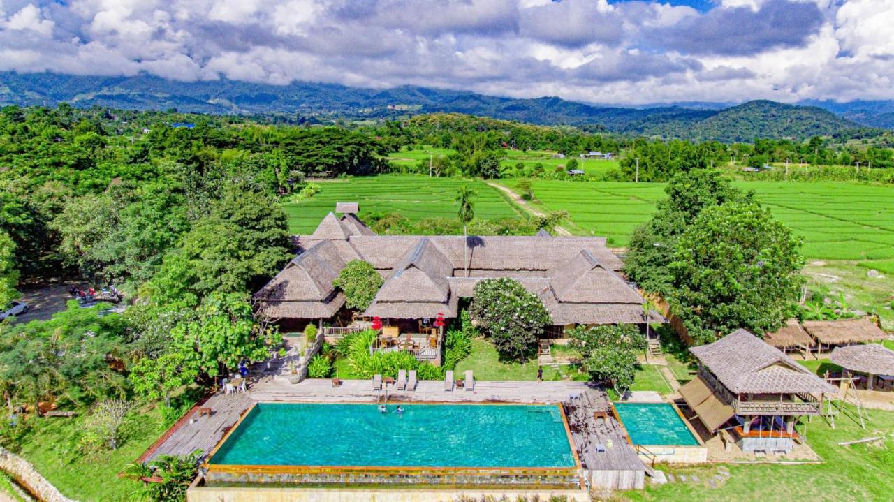 Phu Pai Art Lodge *