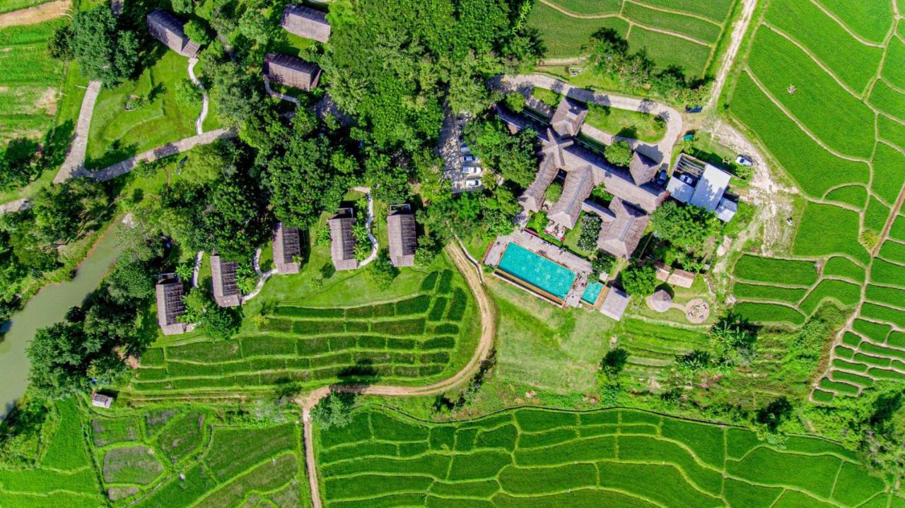 Lodge Phu Pai Art