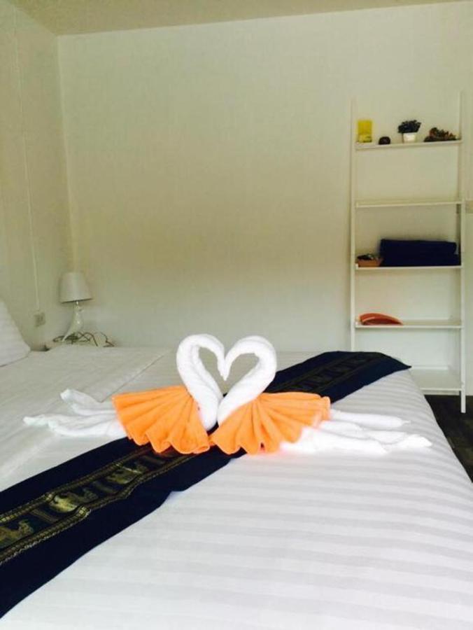 Times Pool Resort Ban Tha Khun