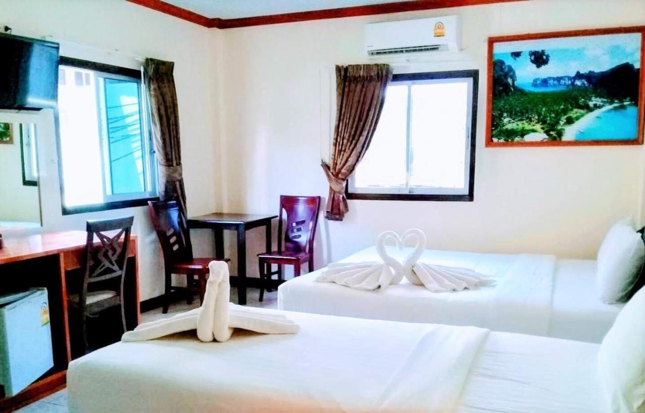 Golden Bee Hotel Phi Phi Don