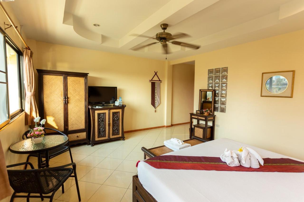 Chang Charlie Inn, Boutique Hotel Praia de Jomtien