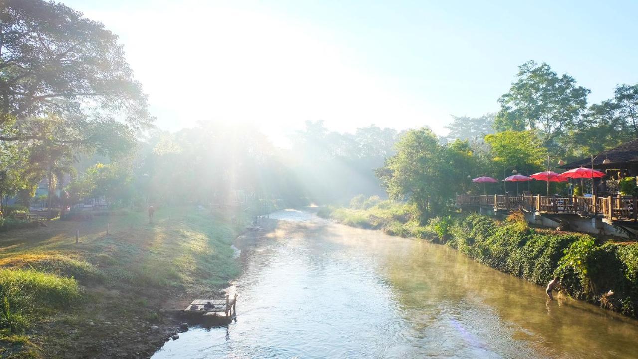 River Corner Resort Pai