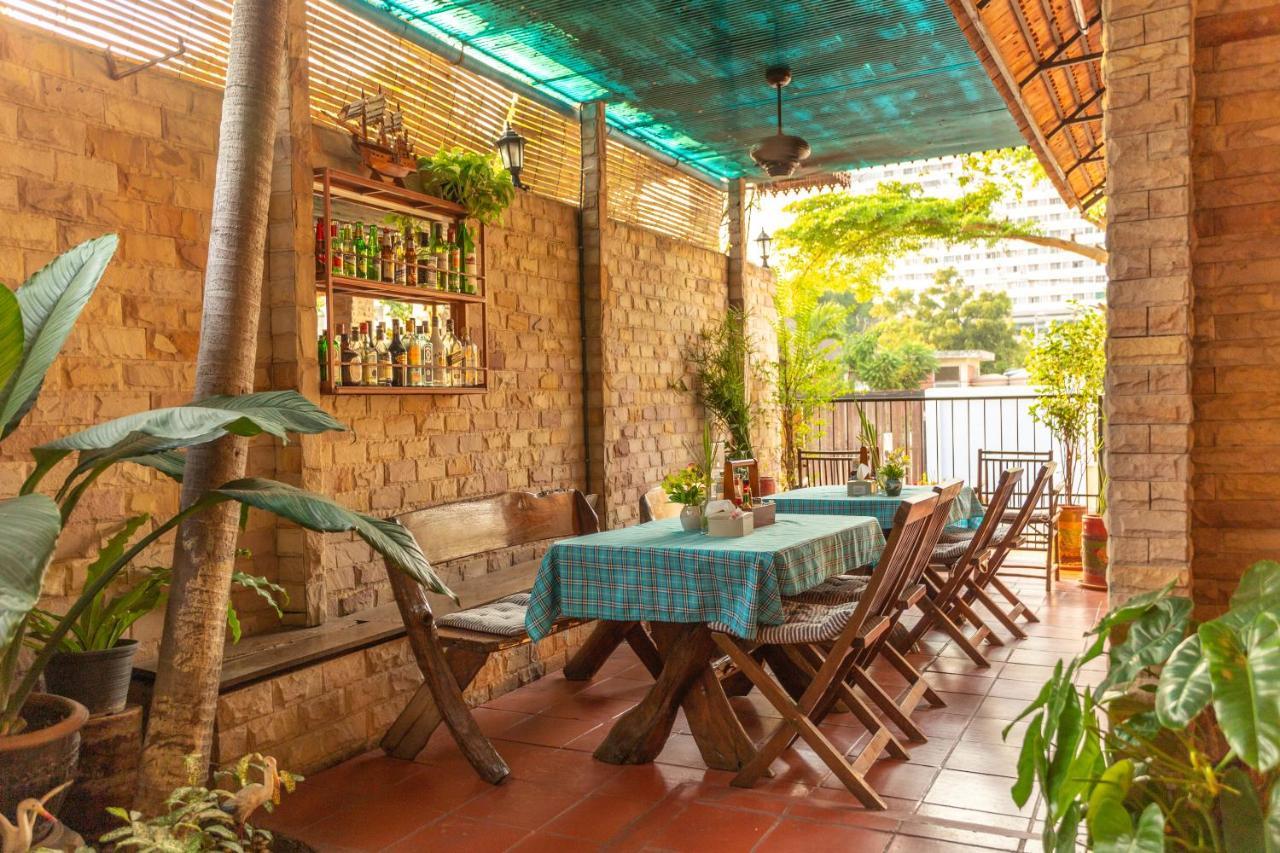 Hotel Chang Charlie Inn, Boutique