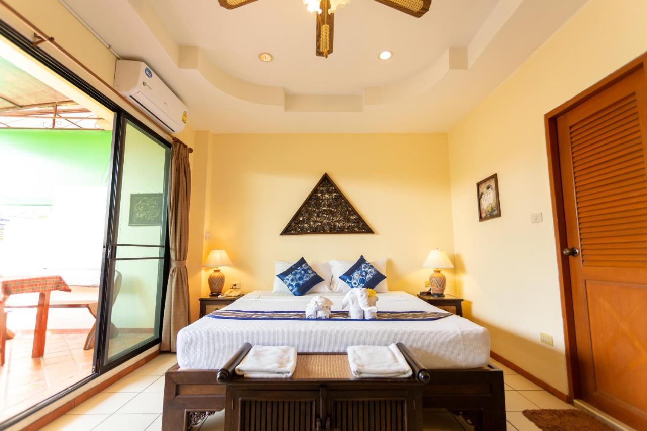 Chang Charlie Inn, Boutique 3* Praia de Jomtien