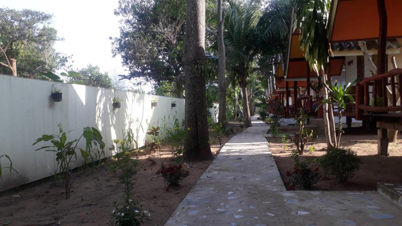 Hostel Long Garden Koh Lanta
