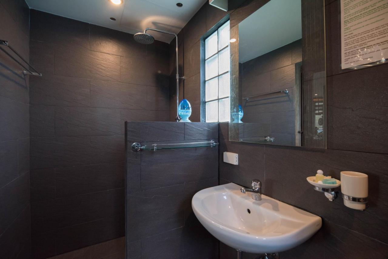 Noi Guest house