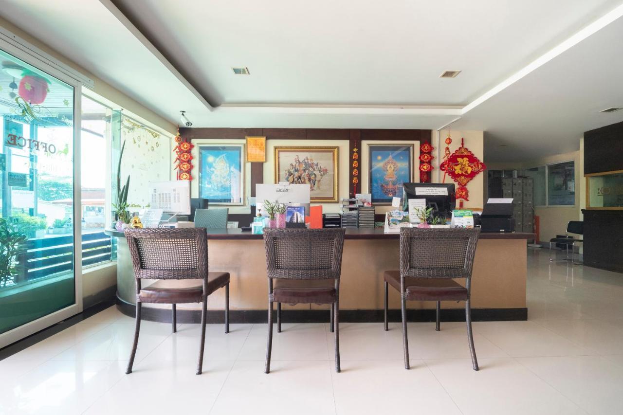 Oyo 829 Royal Thai Hotel Jomtien Beach
