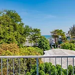 Baan Kangmung Hua Hin On The Beach