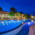 The Tama Hotel- Sha Plus