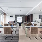 Hilton Garden Inn Bangkok Silom