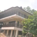 Lom Choi Villa