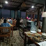Poohry Seaview