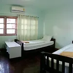 Sakura House