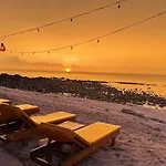 Nautilus Right On The Beach - Adult Only - Sha Extra Plus