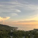 Sunset Ocean View Hilltop House