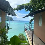 Phi Phi Seaside Bungalow