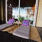 Deep House Sea View