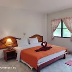 D.R. Lanta Bay Resort