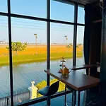 Skyline Resort