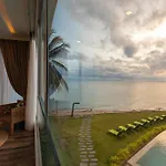 Vannee Golden Sands Beachfront Resort