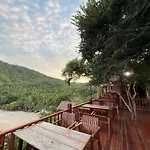 Plaa\'S Thansadet Resort