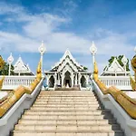 Oyo 1118 K L Boutique Hotel