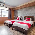 Oyo 1118 K L Boutique Hotel
