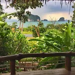 Khaothong Terrace Resort