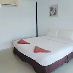 Phi Phi Cozy Seafront Resort