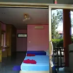 Lanta Summer House2