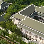 Kalanan Riverside Resort