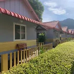 Phi Phi Ba Kao Bay Resort
