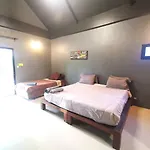 Baan Naratawan