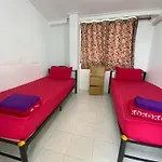 Seventeen Hostel