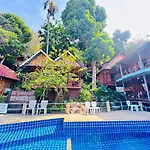 Golden Hill Guesthouse