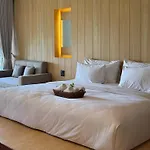 Le La Lake Resort And Spa