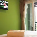 Phuket Ecozy Hotel