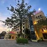 The Pineapple Hotel