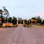 Villa Tuscany Country Resort