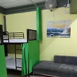 Hugs Guesthouse