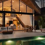 Rachel Villa 2Br - Beachfront Pool Villa