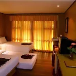 Phi Phi Banyan Villa