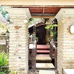 Bb Pool Villa