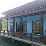 Chomlay Room & Restaurant