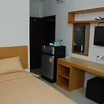 P & J Guesthouse