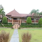 Ruen Sam Ran Resort